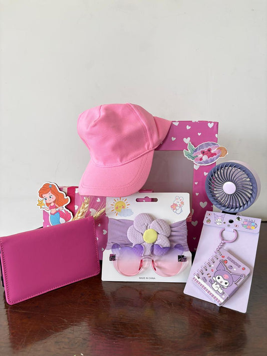 Travel Style Essentials Hamper